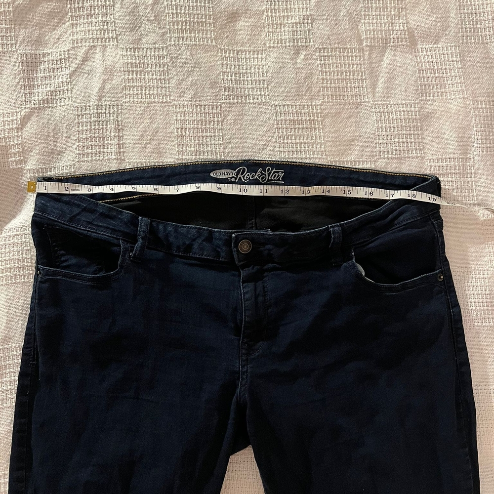 Old Navy Rock Star Straight Leg Black Jeans - Picture 2 of 4